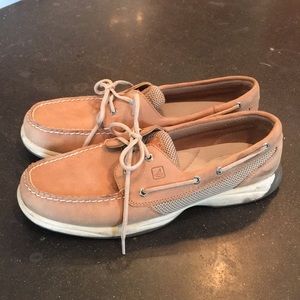 Sperry Topsiders
